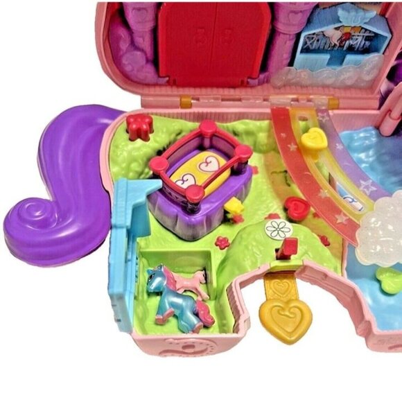 2019 Compact Polly Pocket Pink Unicorn with Purple Hair Party Play Set Purse - Picture 10 of 12